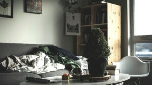 Does a Cluttered Home Make You Stressed? A Room-by-Room Look at the Science