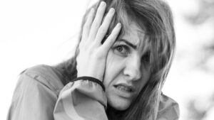 That Cringe Memory From Years Ago Isn’t Random. Your Brain Replays It for a Reason