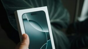The Thrill of Your New Phone Fades in Weeks. Here’s How to Make Joy Last Longer