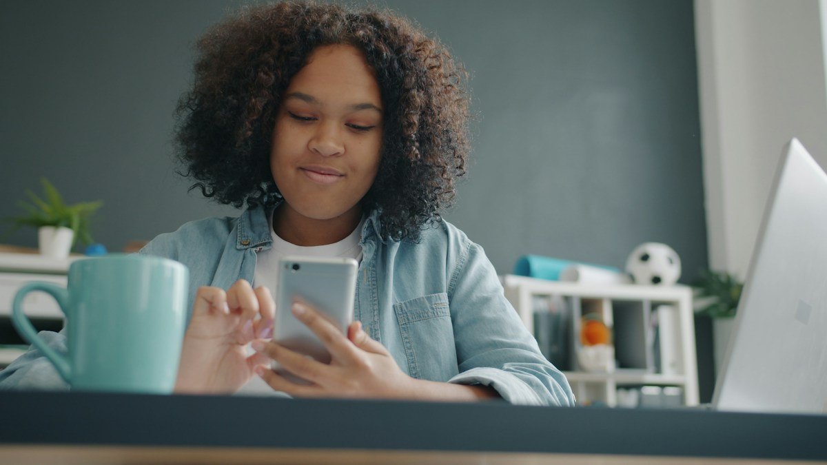 Your Silent Phone on the Desk Might Be Draining Your Focus. The Evidence Is Messier
